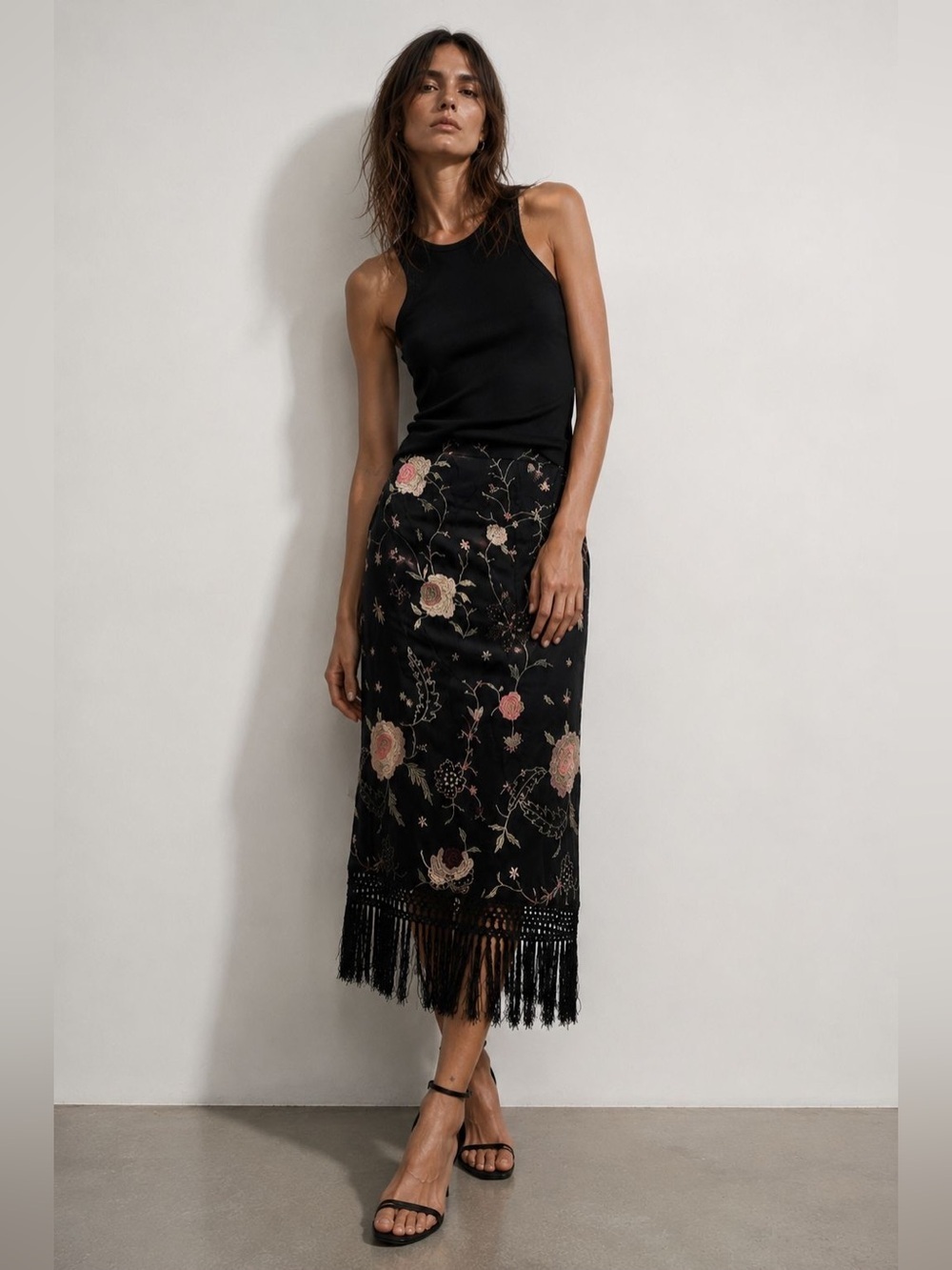GAP Black Embroidered Fringe Midi Skirt – Approx XS/S